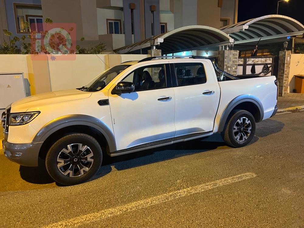 Poer Double Cab